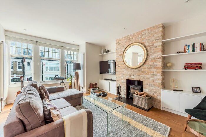 2 Bedroom Flat To Rent In Howitt Road, Belsize Park, NW3