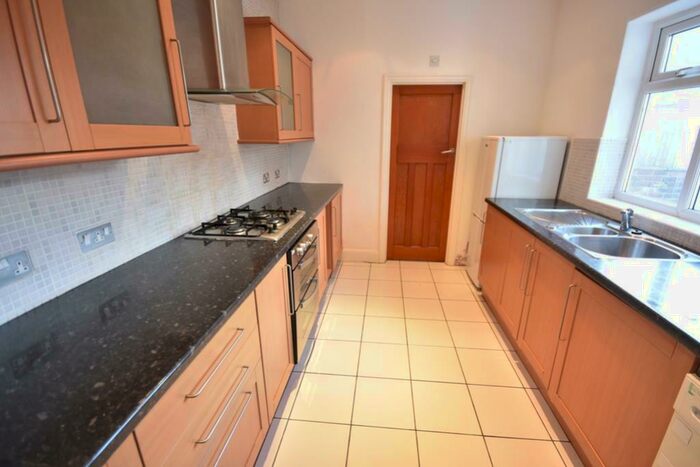 2 Bedroom Flat To Rent In Chillingham Road, Heaton, NE6