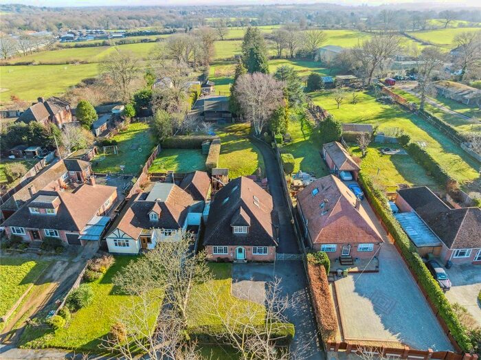 4 Bedroom Bungalow For Sale In Frog Grove Lane, Wood Street Village