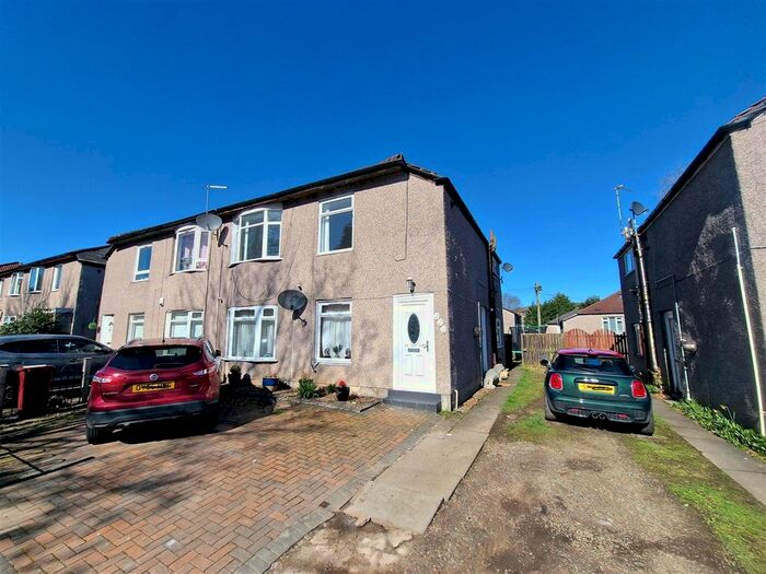3 Bedroom Flat To Rent In Kingsheath Avenue, Rutherglen, Glasgow, G73
