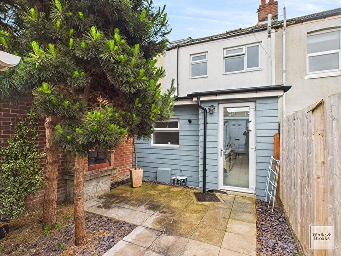 2 Bedroom Terraced House For Sale In Mayfield Road, Gosport, PO12