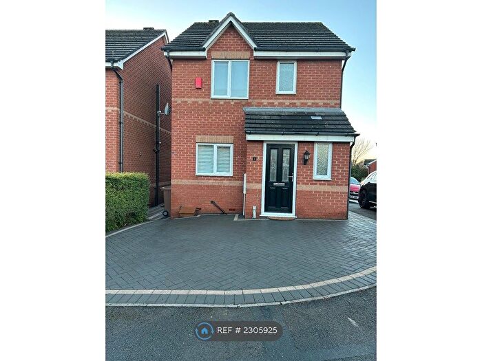 3 Bedroom Detached House To Rent In Festival Close, Stoke-On-Trent, ST6