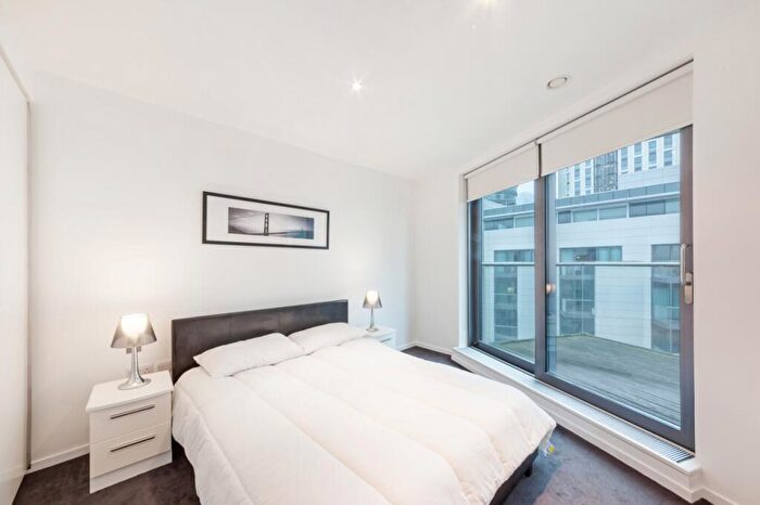 1 Bedroom Flat To Rent In Baltimore Wharf, Canary Wharf, London, E14
