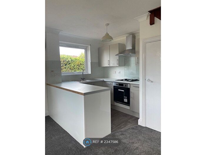 1 Bedroom End Of Terrace House To Rent In Brindles Field, Tonbridge, TN9