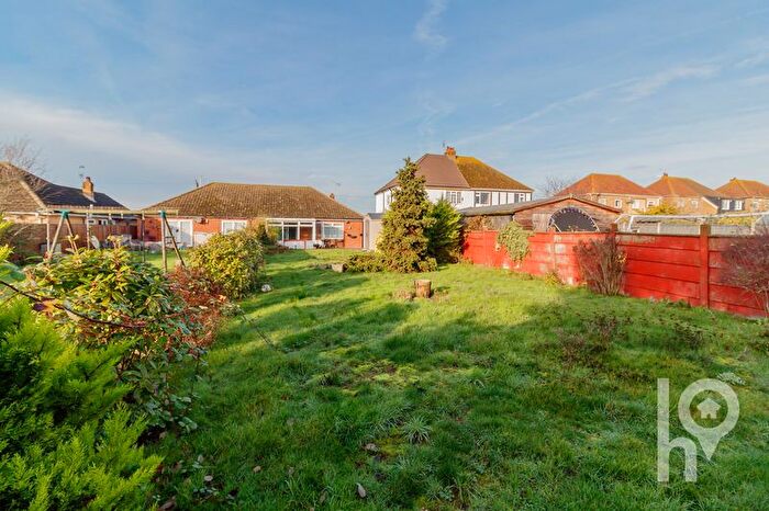 2 Bedroom Semi-Detached Bungalow For Sale In Barton Hill Drive, Minster, ME12