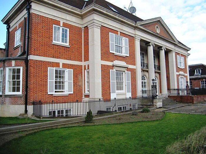 1 Bedroom Flat To Rent In Brighton Road, Purley, CR8