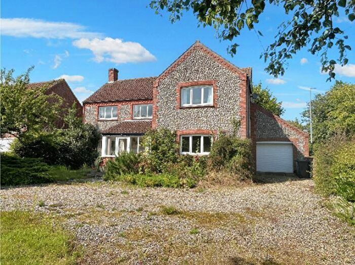 4 Bedroom Detached House For Sale In St. Marys Lane, Langham, NR25