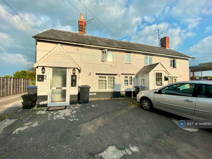 Studio To Rent In High Street, Semington, Trowbridge, BA14