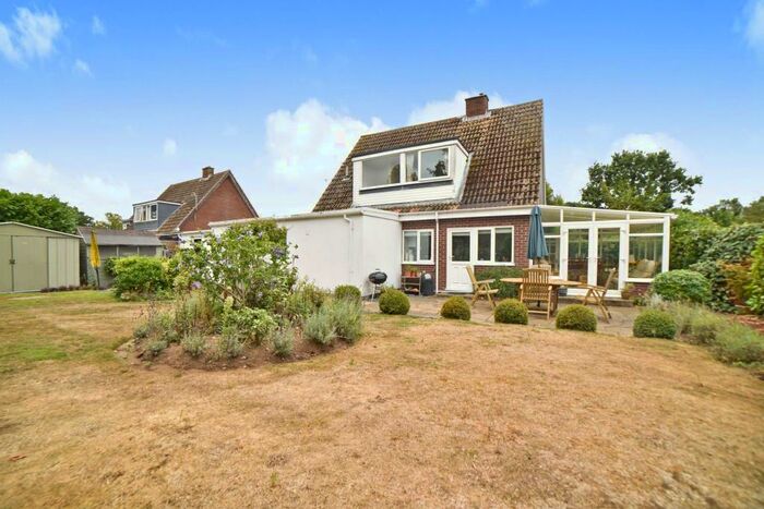 4 Bedroom Bungalow For Sale In Mill Road, Thompson, Thetford, Norfolk, IP24