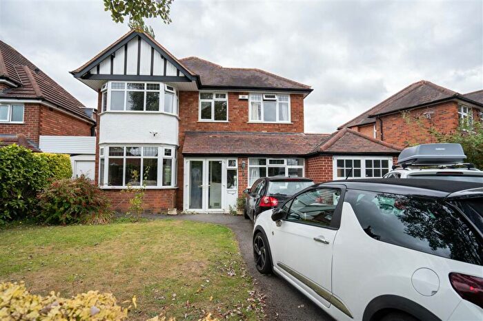 4 Bedroom Detached House To Rent In Heaton Road, Solihull, B91