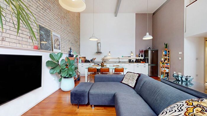 2 Bedroom Flat For Sale In Stepney City Apartments, Clark Street, London, E1
