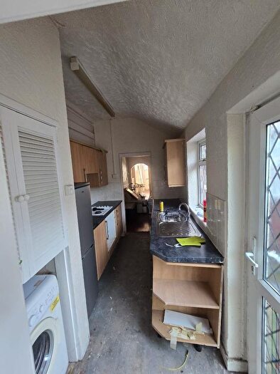 2 Bedroom Terraced House For Sale In Bentley Lane, Walsall, WS2