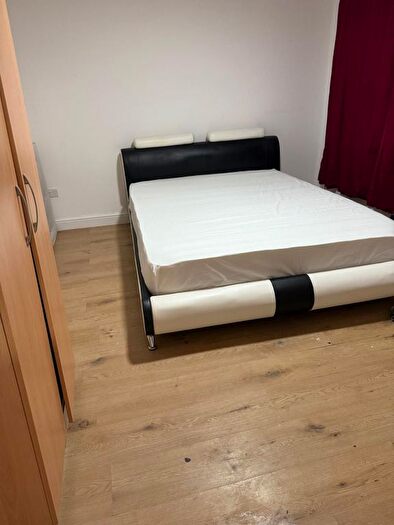 1 Bedroom Studio To Rent In Morden Gardens, Mitcham, CR4