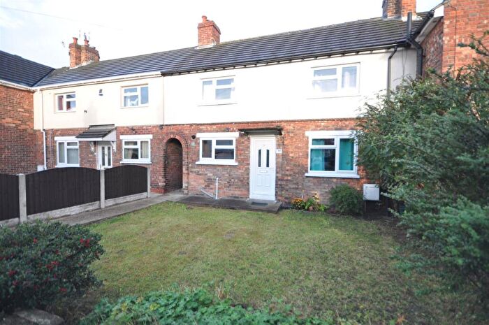 3 Bedroom Terraced House To Rent In Barnsley Road., Moorends, DN8