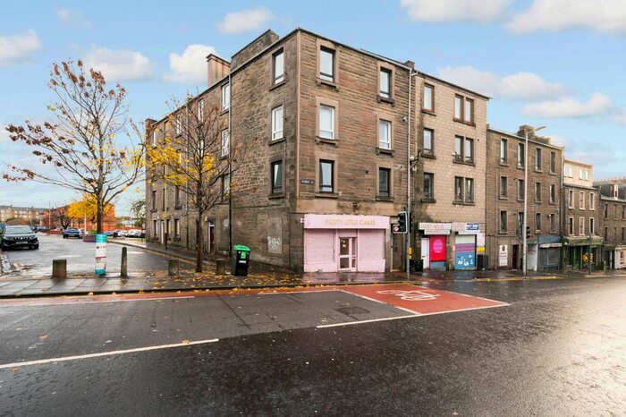 2 Bedroom Flat To Rent In Albert Street, Dundee, DD4