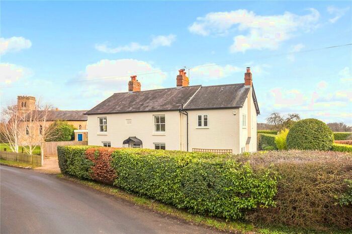 4 Bedroom Detached House For Sale In Binfield Heath, Henley-on-Thames, Oxfordshire, RG9