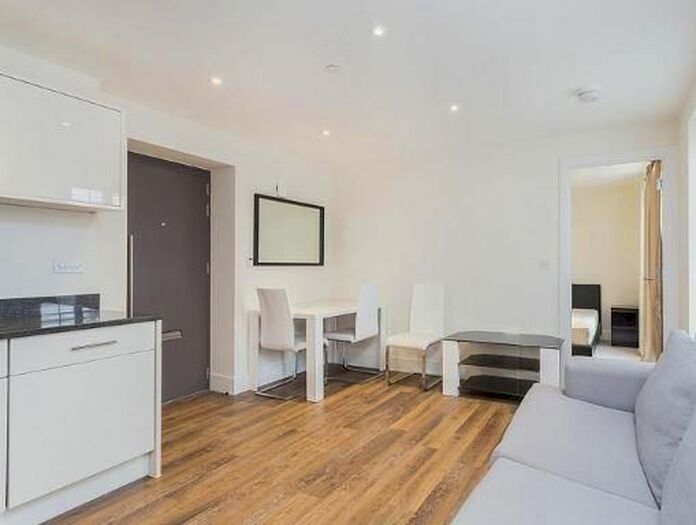 1 Bedroom Flat To Rent In Harrowby Street, Marylebone, London, W1H