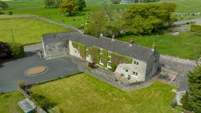 4 Bedroom Detached House For Sale In Flagg, Buxton, Derbyshire, SK17