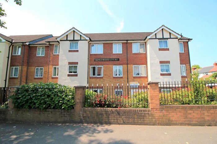 1 Bedroom Apartment For Sale In Kingswood Court, Chingford, E4
