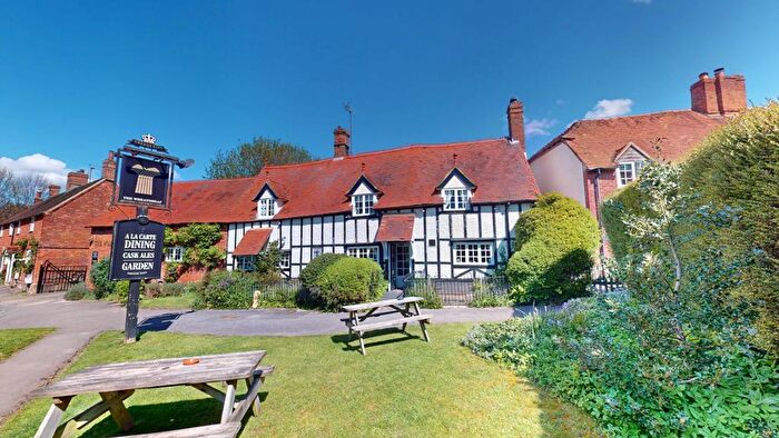 Detached House For Sale In The Wheatsheaf Inn, Chapel Square, East Hendred, Wantage, OX12