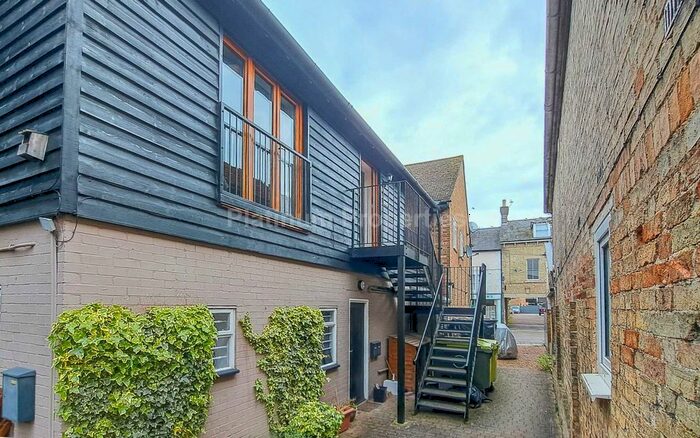 1 Bedroom Flat To Rent In High Street, Soham, CB7