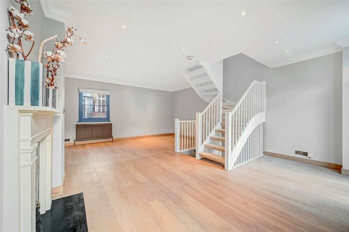 2 Bedroom Property To Rent In Kinnerton Street, London, SW1X