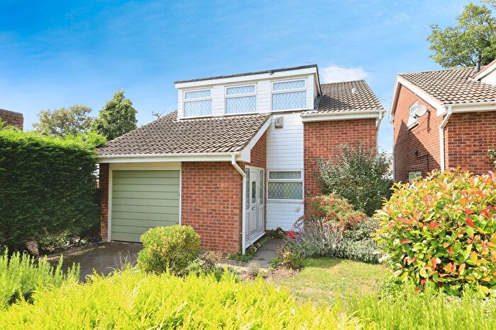 3 Bedroom Detached House For Sale In Villiers Avenue, Bilston, WV14
