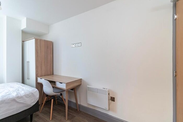 1 Bedroom Apartment To Rent In The Print Works, ST13