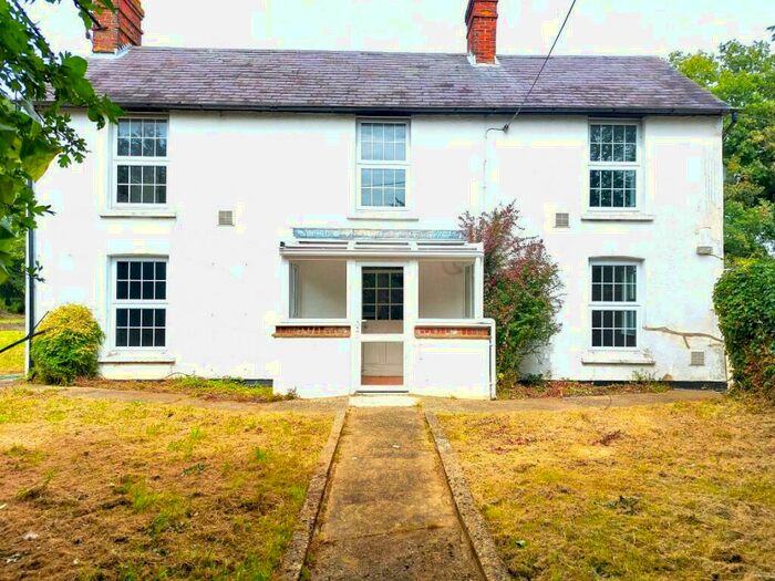 3 Bedroom Detached House To Rent In School Lane, CM22