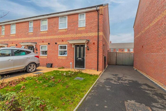 2 Bedroom End Of Terrace House For Sale In Barracuda Rise, Southam, CV47