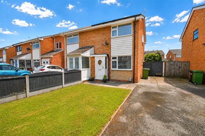 2 Bedroom Semi-Detached House For Sale In Saughall Road, Moreton, Wirral, CH46