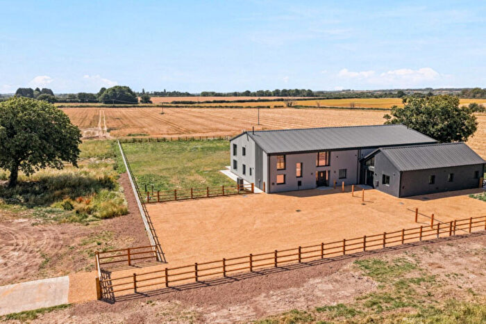 4 Bedroom Barn Conversion For Sale In Woodbarn Lane, Carlton Colville, NR33