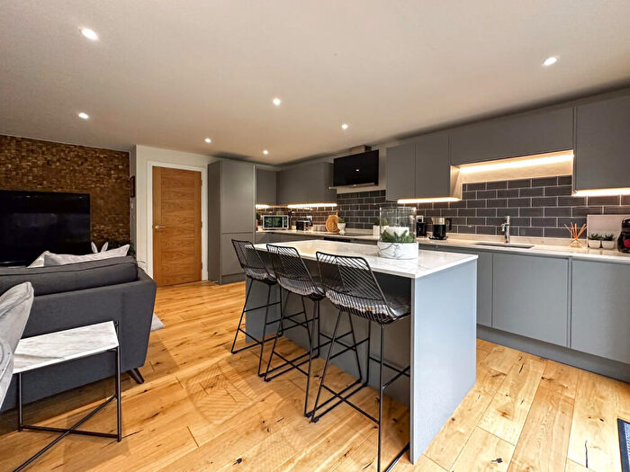 5 Bedroom Detached House For Sale In Deerbrook Place, Old Harlow, Essex, CM17