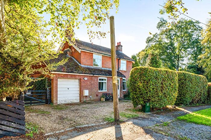 3 Bedroom Detached House For Sale In Salisbury Road, Plaitford, Romsey, Hampshire, SO51