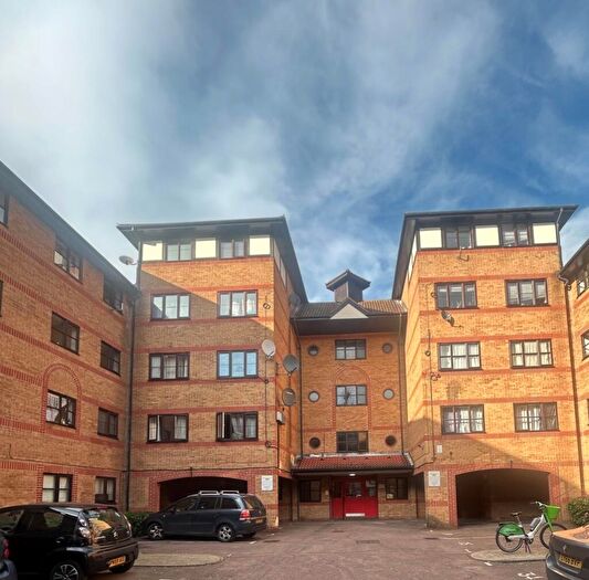 2 Bedroom Flat To Rent In Somerset Gardens Creighton Road, London, N17