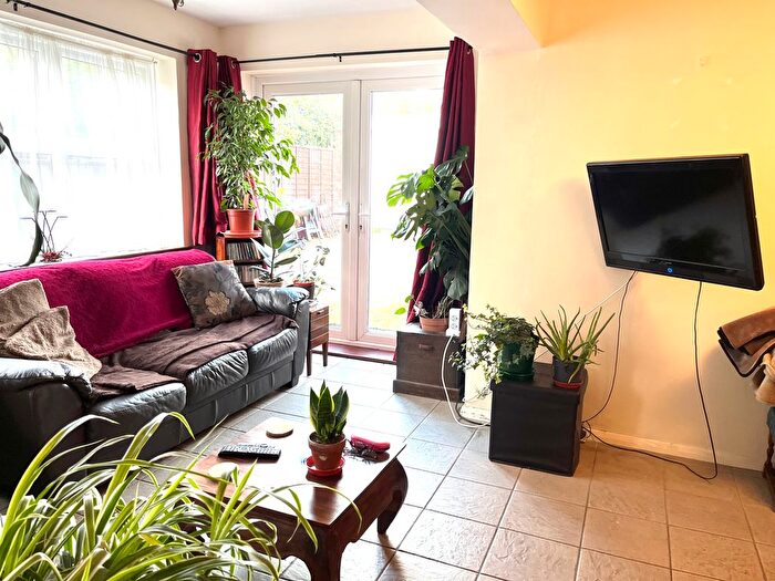 2 Bedroom Semi-Detached House For Sale In High Street, Wootton, Ryde, PO33