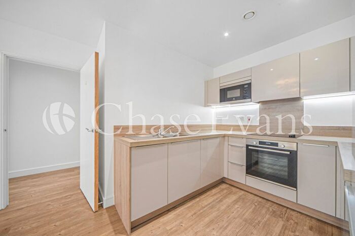 1 Bedroom Flat For Sale In Greenland Place, Pell Street, Surrey Quays, London, SE8