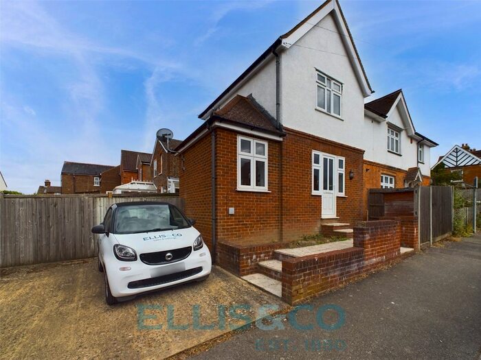2 Bedroom Semi-Detached House To Rent In Chichester Road, Tonbridge, Kent, TN9
