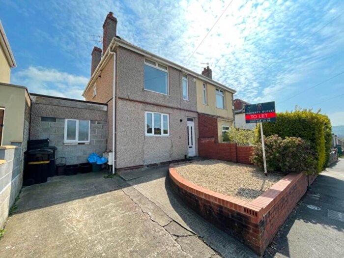 2 Bedroom Maisonette To Rent In Bishopsworth Road, Bedminster Down, Bristol, BS13