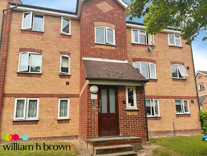 1 Bedroom Flat To Rent In Oakhill Road, Purfleet-On-Thames, RM19