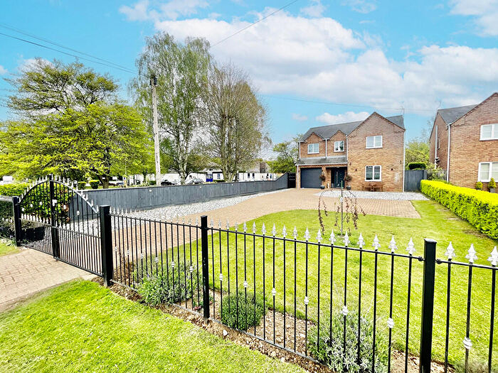 4 Bedroom Detached House For Sale In Boston Road South, Holbeach, PE12