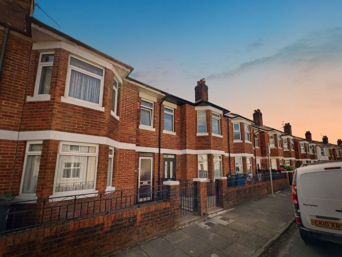 3 Bedroom Property To Rent In Mark Street, Cardiff, CF11