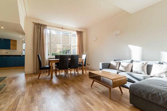 2 Bedroom Flat To Rent In King Street, London, W6