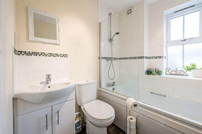 3 Bedroom Town House For Sale In Bilston Street, Sedgley, Dudley, DY3