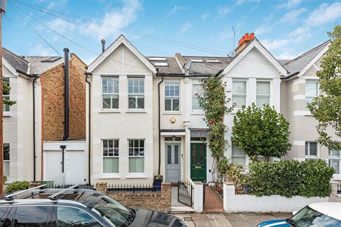 4 Bedroom House For Sale In Second Avenue, Barnes, SW14