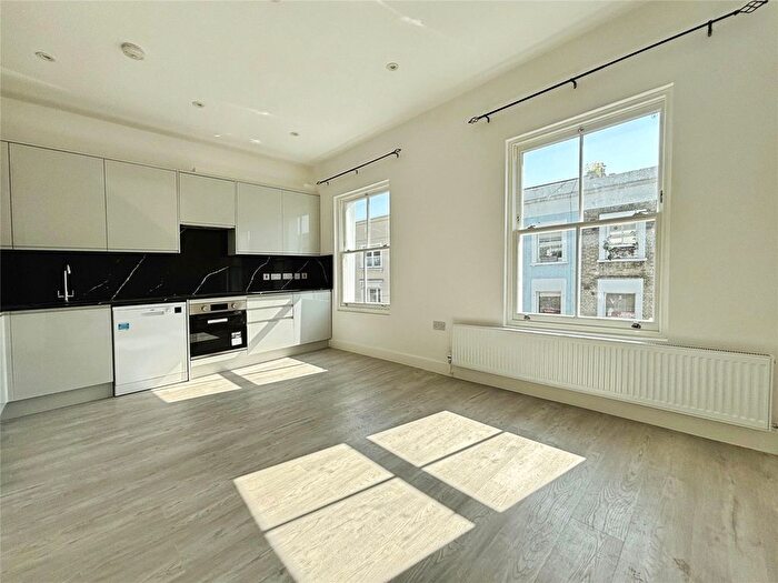 2 Bedroom Flat To Rent In Portobello Road, London, W11