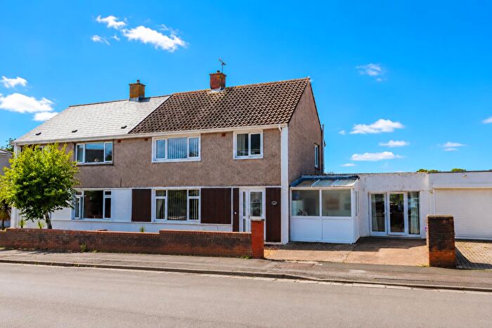 3 Bedroom Semi Detached House For Sale In Salisbury Road, Barry, CF62
