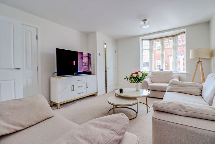 3 Bedroom Semi-Detached House For Sale In Isla Drive, Lubbesthorpe, LE19