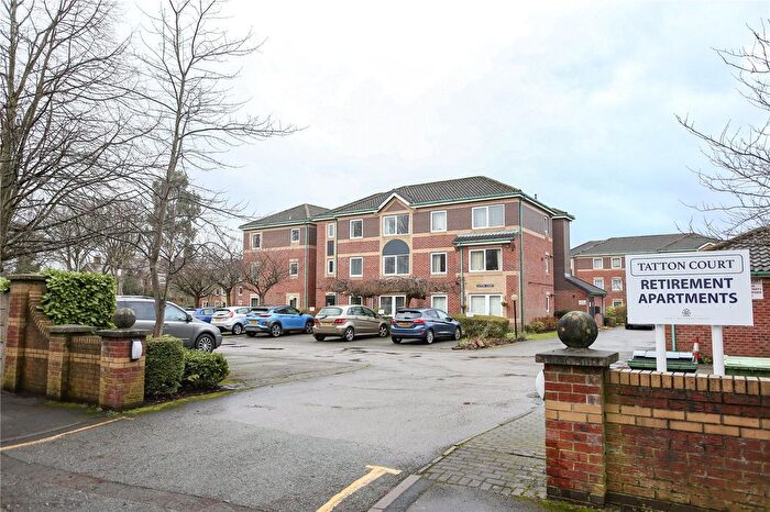 1 Bedroom Flat For Sale In Derby Road, Heaton Moor, Stockport, SK4