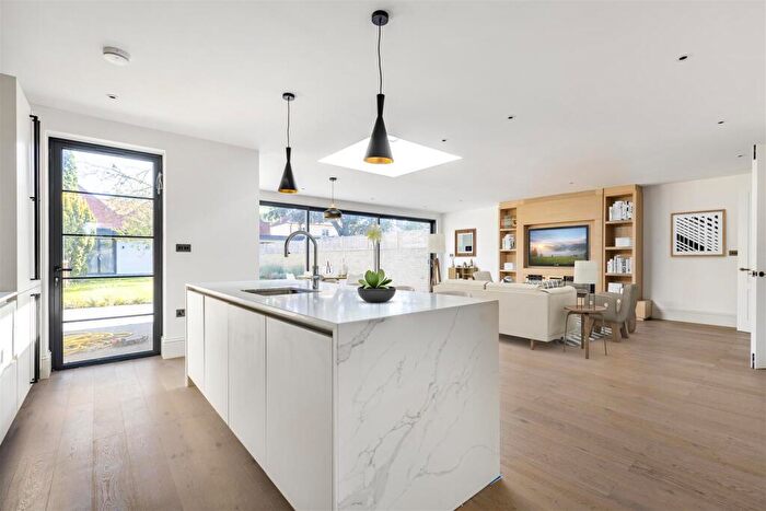 5 Bedroom Semi-Detached House For Sale In Firs Avenue, East Sheen, SW14
